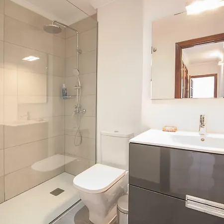 & Terrace 4c - Arrecife, Lanzarote - Free Parking Apartment