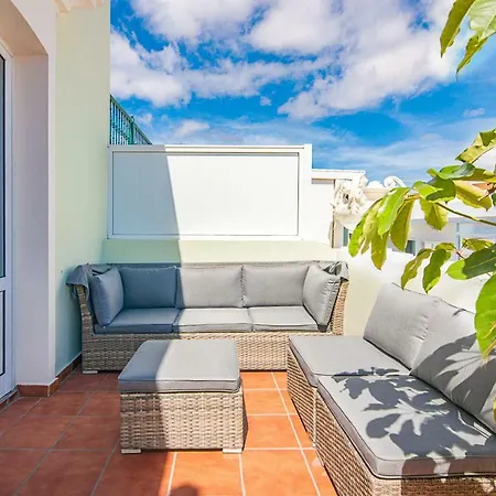 & Terrace 4c Apartment